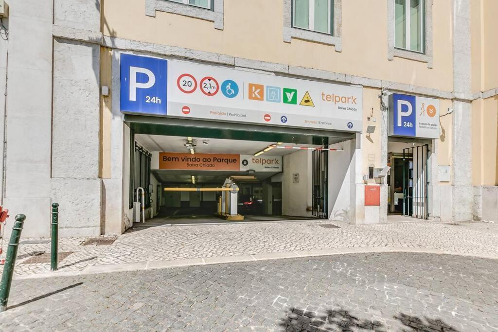Made For The City Lovers- Urban Charm In Chiado Lizbona Zewnętrze zdjęcie