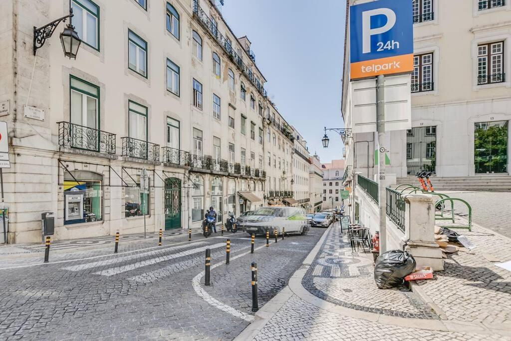 Made For The City Lovers- Urban Charm In Chiado Lizbona Zewnętrze zdjęcie